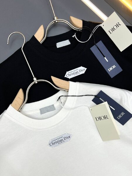Apparel — TGQ31skWpVid view 2