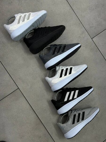 Men's Sneakers — TGQ5_TBfm2S_ view 2