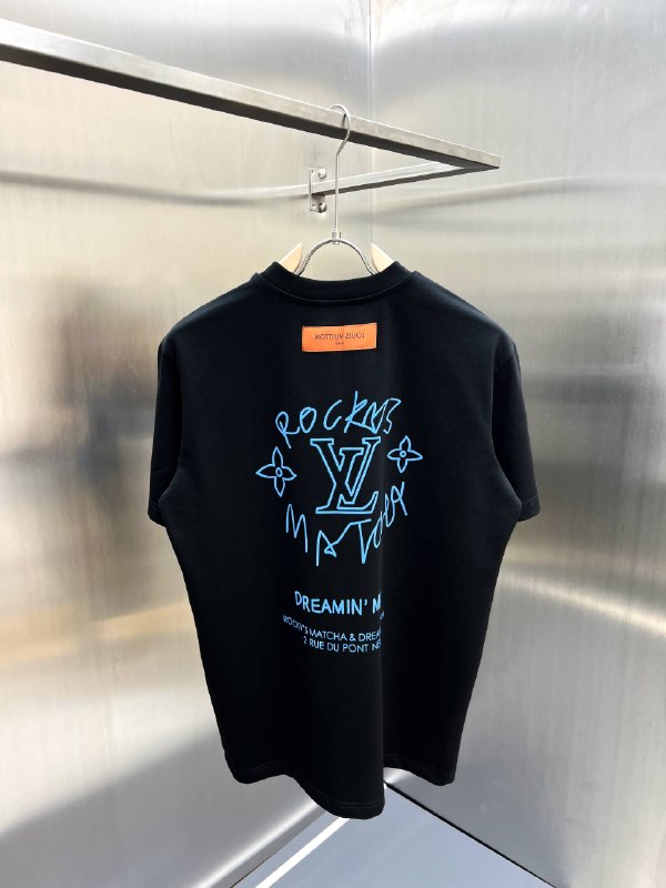 Apparel — TGQ6g992VUO4