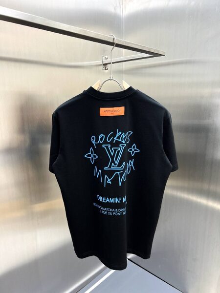 Apparel — TGQ6g992VUO4