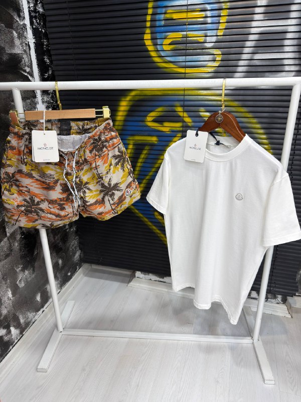 Apparel — TGQEUGeTIjpY