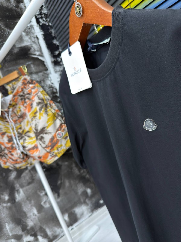 Apparel — TGQEUGeTIjpY view