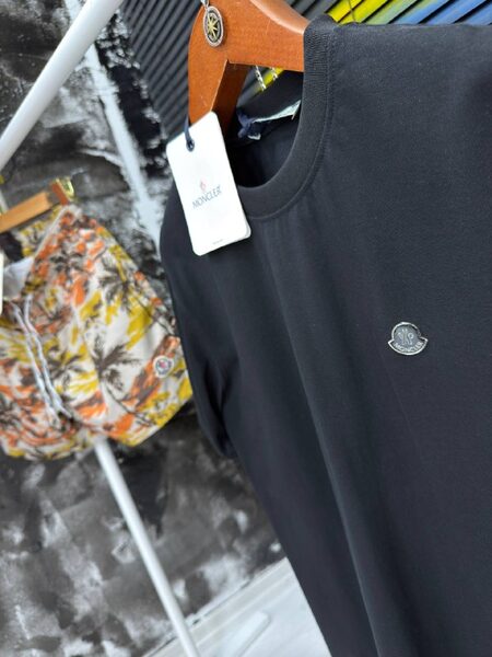 Apparel — TGQEUGeTIjpY view 6