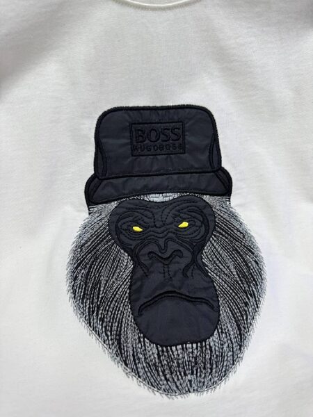 Apparel — TGQI56nBUfPx view 6