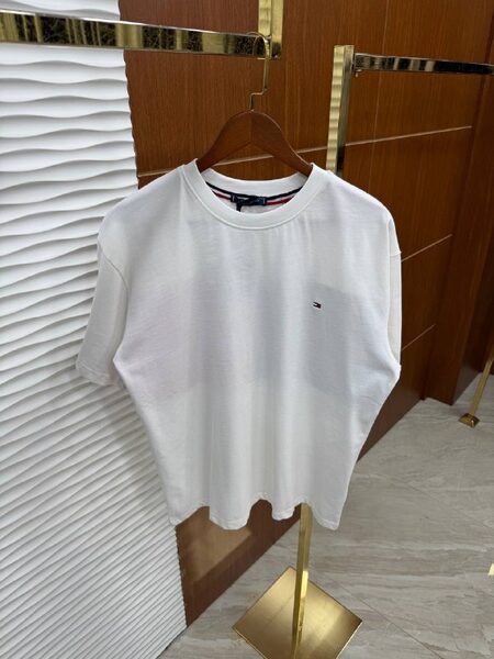Apparel — TGQJfKHp5U0w view 7