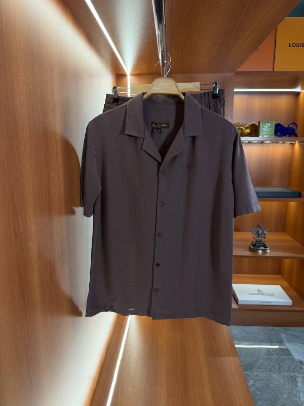 Apparel — TGQKzOMWerJz view