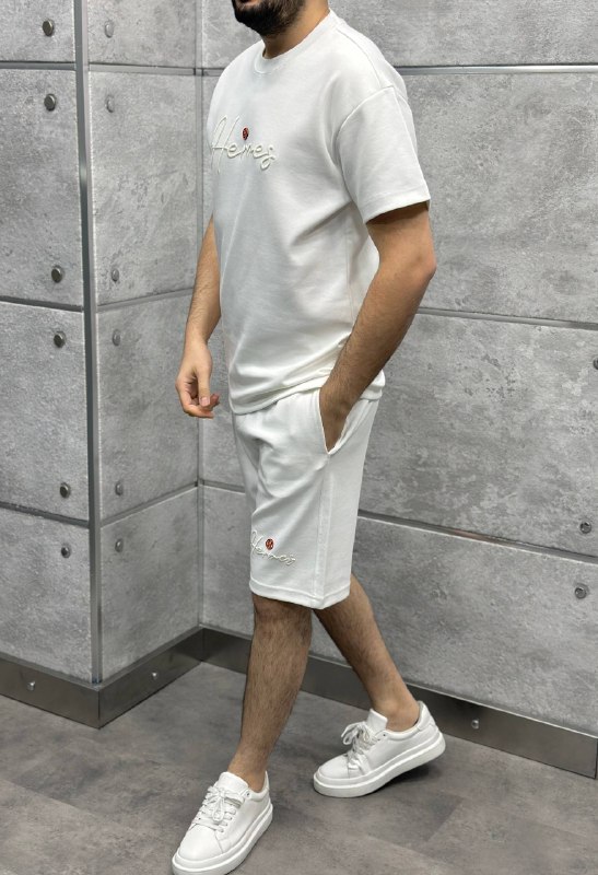 Apparel — TGQLs8HXCQwP view