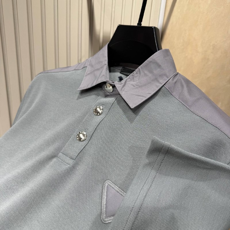 Apparel — TGQMT2B2iGyw view