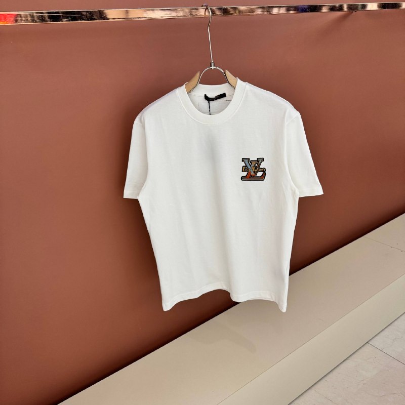 Apparel — TGQVVU_AhsCM
