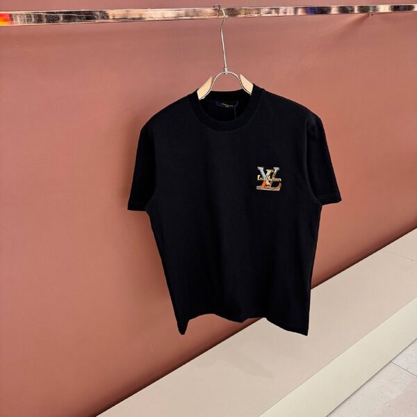 Apparel — TGQVVU_AhsCM view 2
