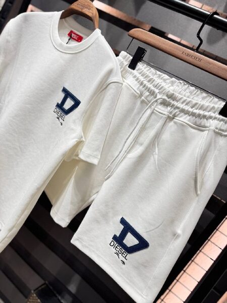 Apparel — TGQYVaB2n7kX