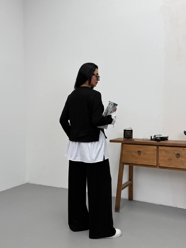 Apparel — TGQZl7Vq1wbt view