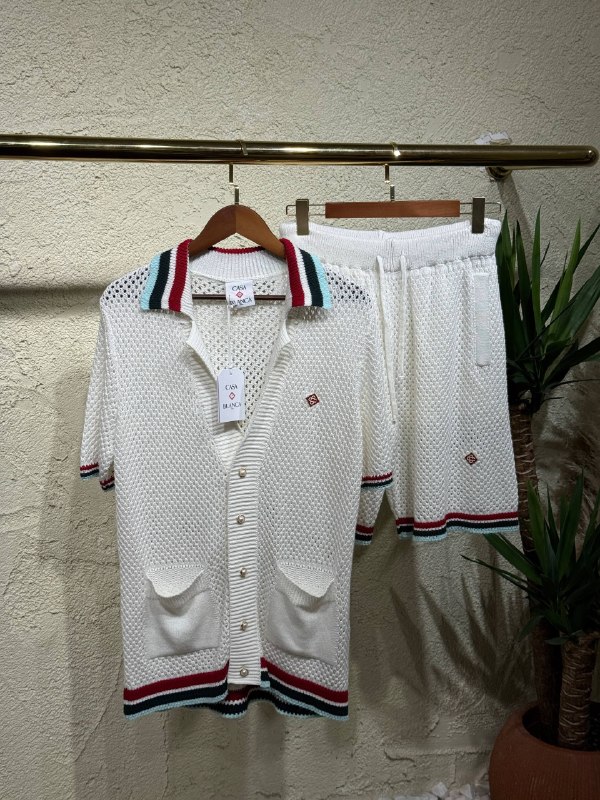 Apparel — TGQb1iaICX__