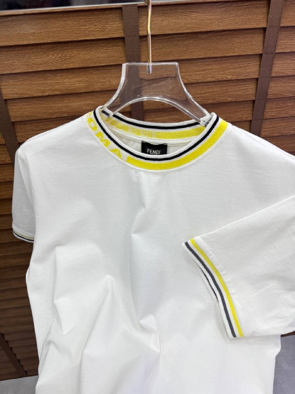 Apparel — TGQc4hE4_mr0 view
