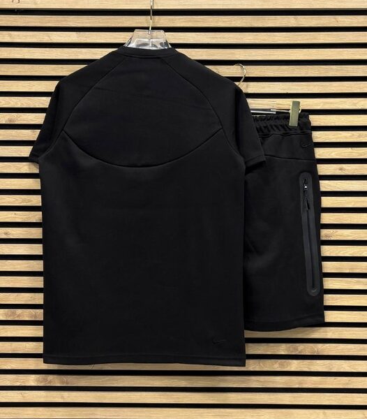 Apparel — TGQgBMO8xKJ9 view 8