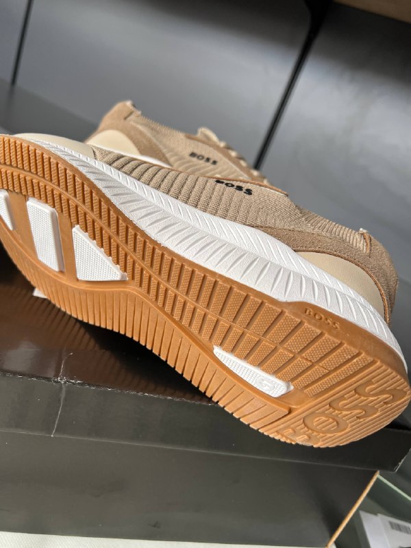 Men's Sneakers — TGQh3PkfZtbB view