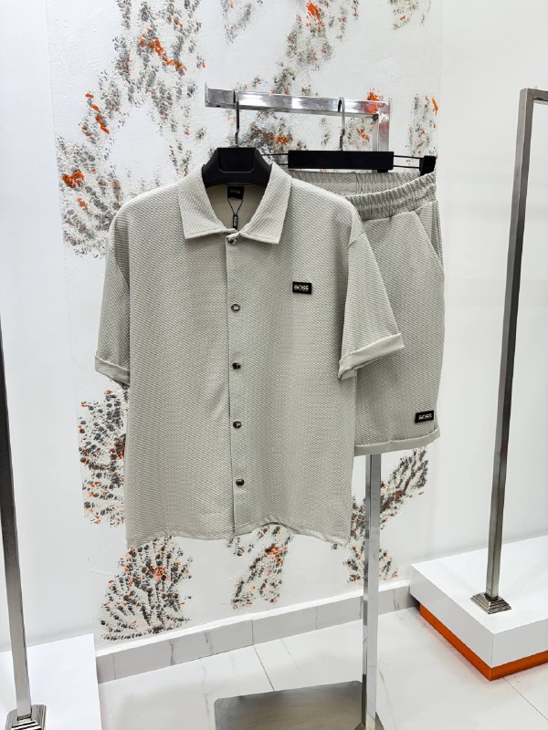 Apparel — TGQmZ82bOq8L view