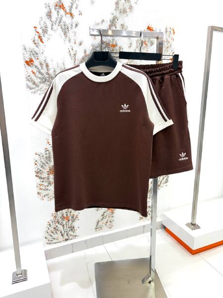 Apparel — TGQwOT_nCOKb view 2