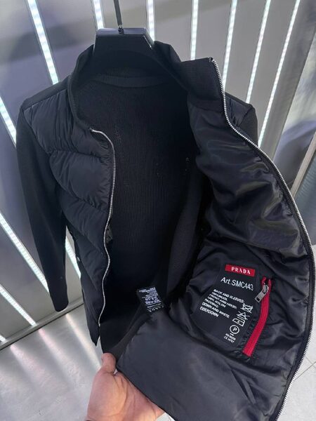 Apparel — TGR5vcYYMrLv view 3
