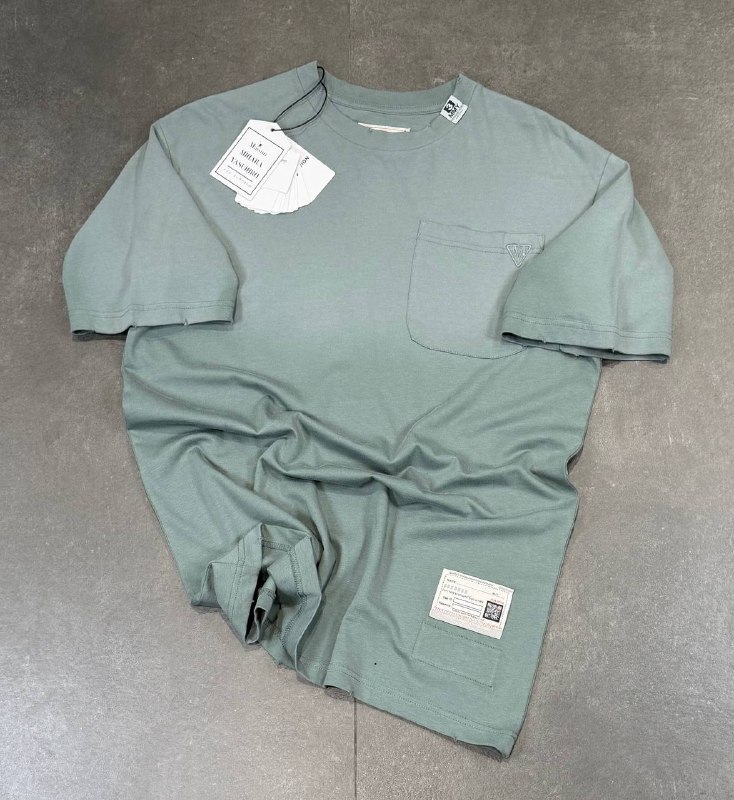 Apparel — TGRGwSEnO5ho view
