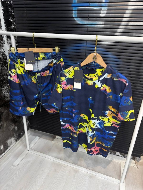 Apparel — TGRIgVFHefo7
