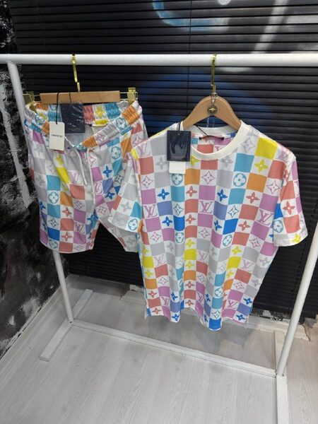 Apparel — TGRIgVFHefo7 view 2