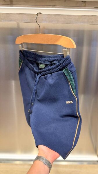 Apparel — TGRKYkXoXArY view 4