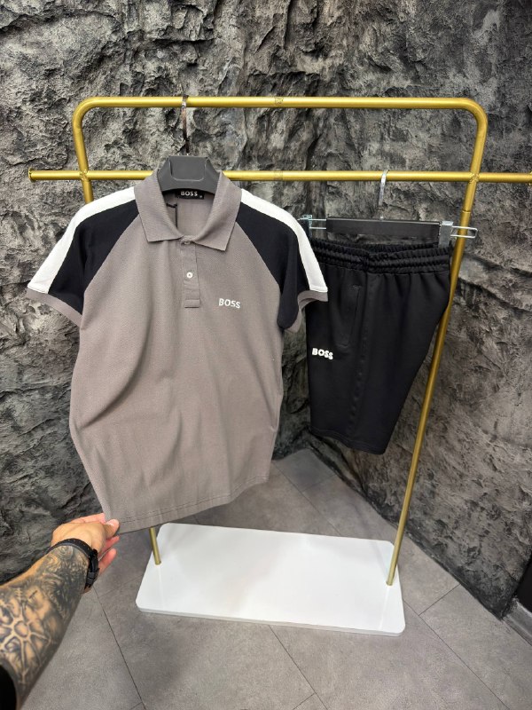 Apparel — TGRKxUvnCktB view
