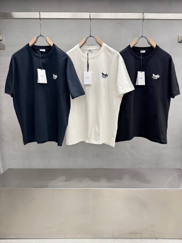 Apparel — TGRPv-pGoiVZ view