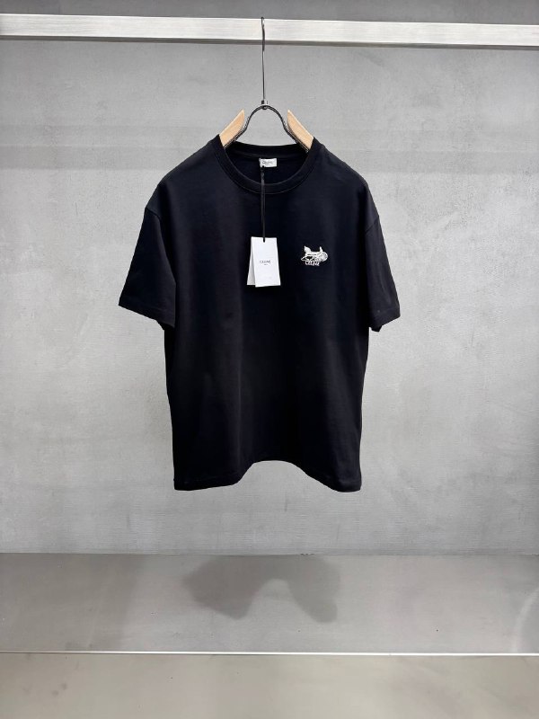 Apparel — TGRPv-pGoiVZ view