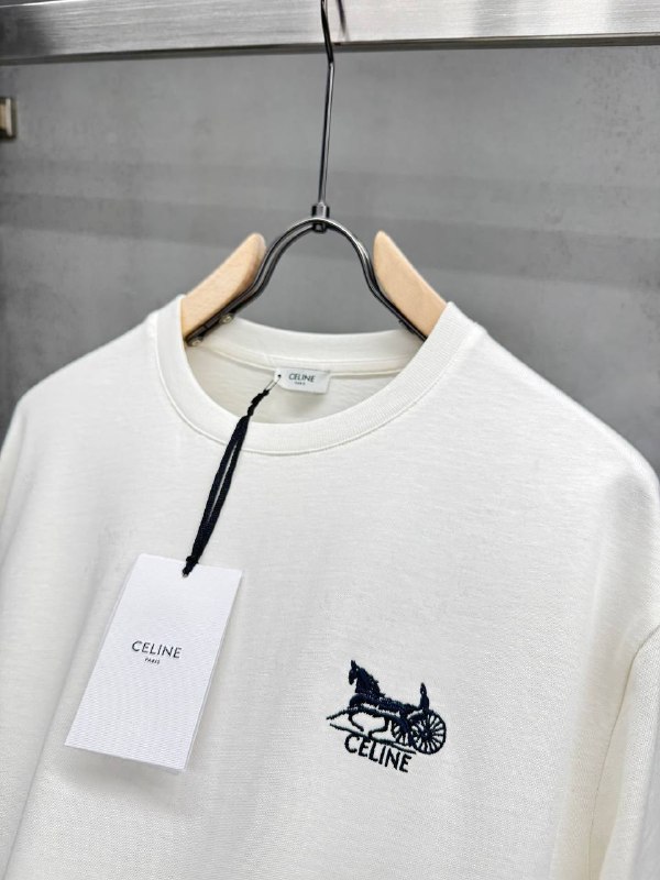 Apparel — TGRPv-pGoiVZ view