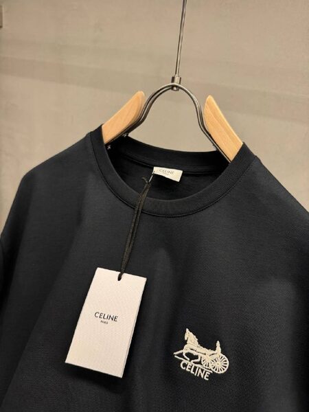 Apparel — TGRPv-pGoiVZ view 8