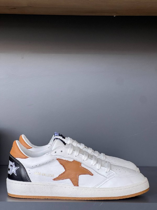 Men's Sneakers — TGRW8gJgtgAn view