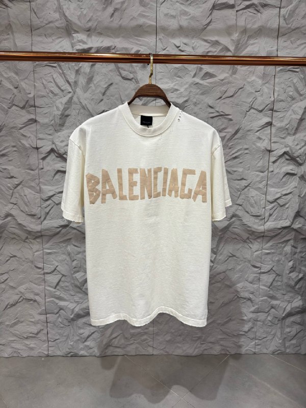 Apparel — TGRXFyUJhQAK
