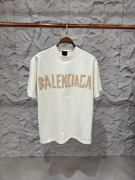 Apparel — TGRXFyUJhQAK