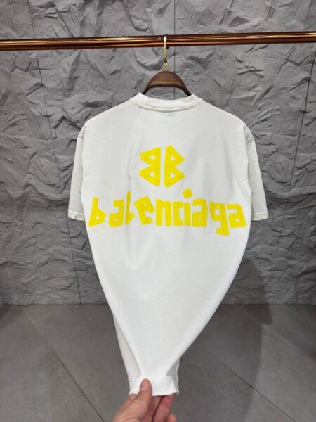 Apparel — TGRXFyUJhQAK view 3