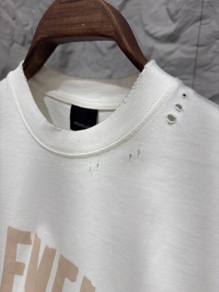 Apparel — TGRXFyUJhQAK view 5