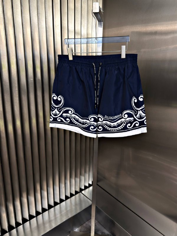 Apparel — TGRcnXfV1O3S