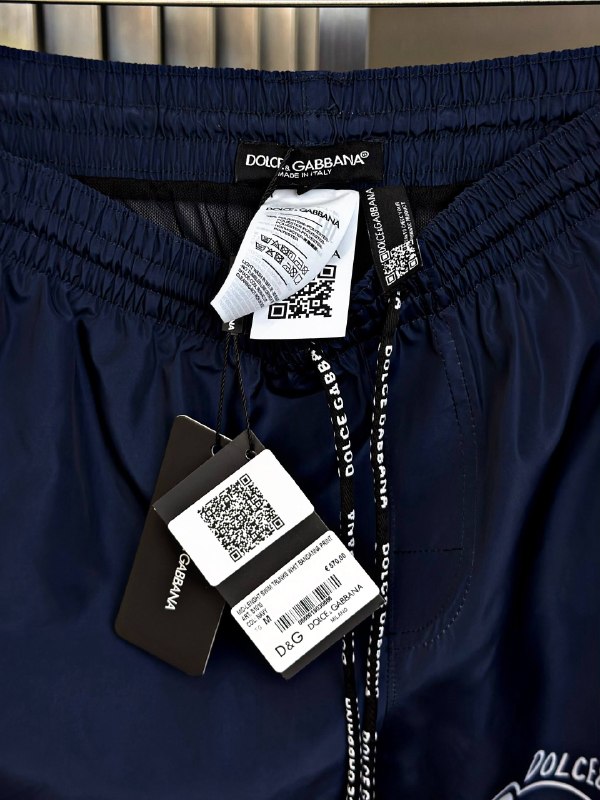 Apparel — TGRcnXfV1O3S view