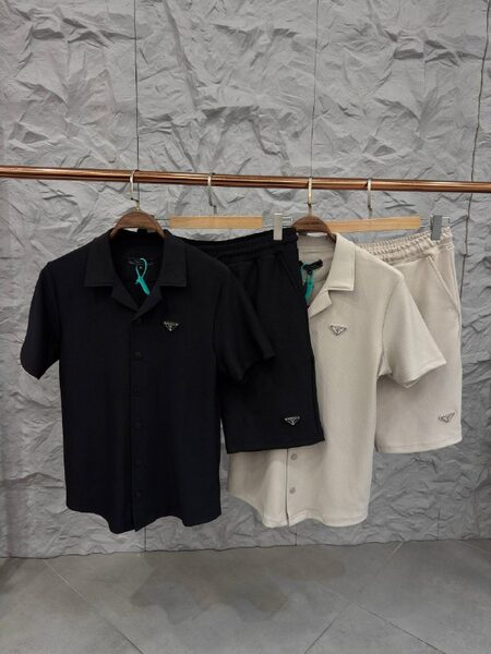 Apparel — TGRh5MlYxIzP
