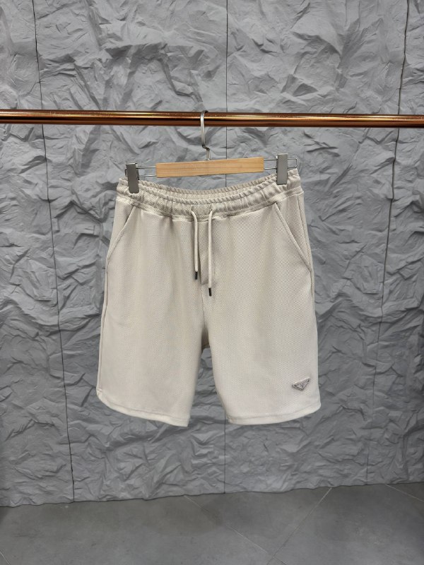 Apparel — TGRh5MlYxIzP view