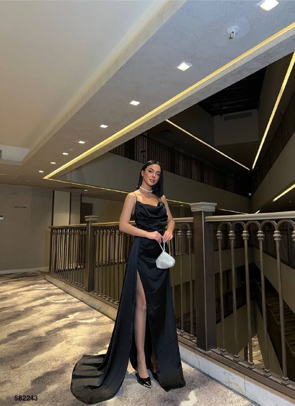 Apparel — TGRj3omP-Sar