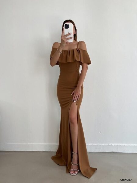Apparel — TGRjgsxiAkqq view 3