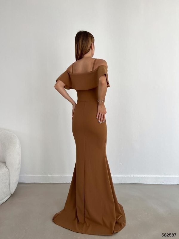 Apparel — TGRjgsxiAkqq view