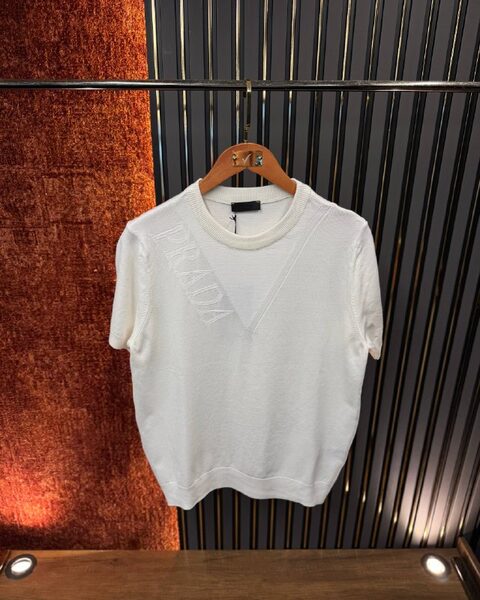 Apparel — TGRkcomJmUaF