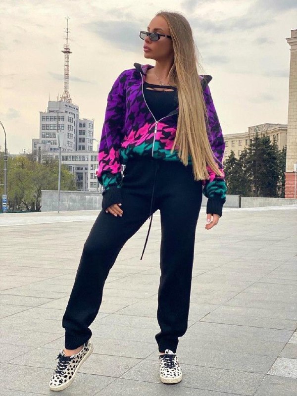 Apparel — TGRoFBUgAE0m view