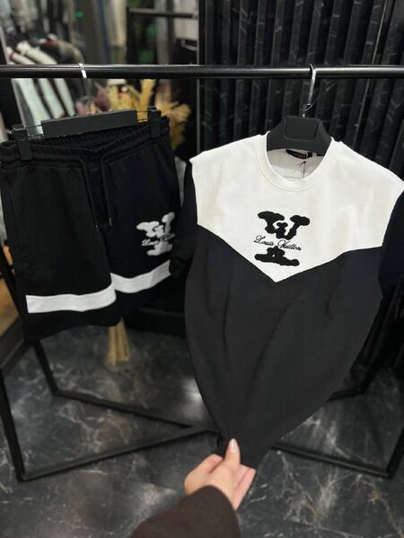 Apparel — TGRu2m8wyagB