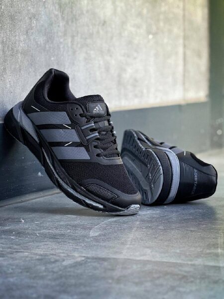 Men's Sneakers — TGRyNzMLeK3l