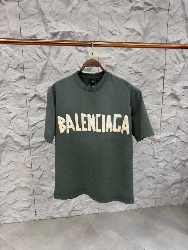 Apparel — TGS108l0jT1_