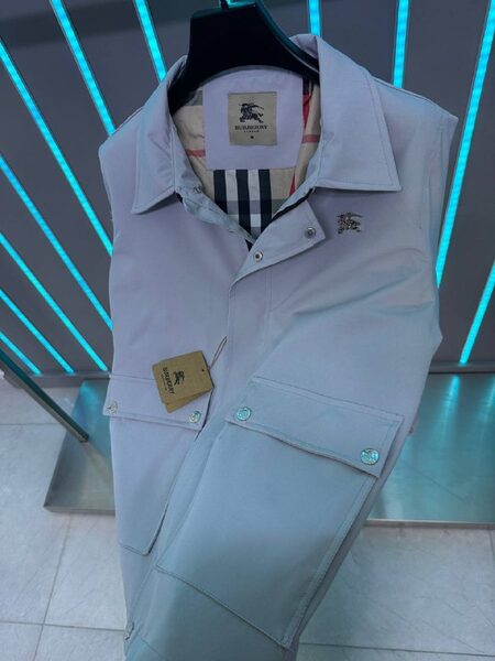 Apparel — TGS5ngieqtm4 view 2